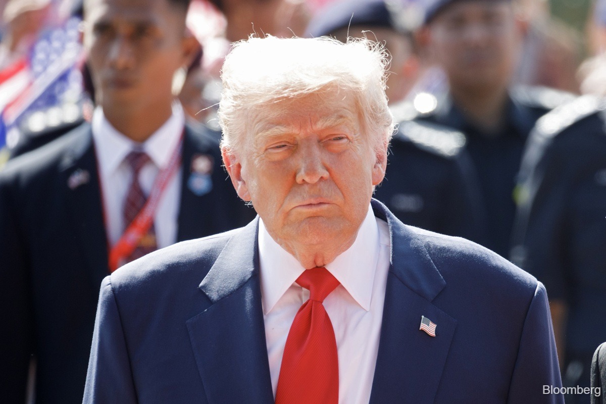 Trump blocks HieFo chip deal with Emcore, citing Chinese links